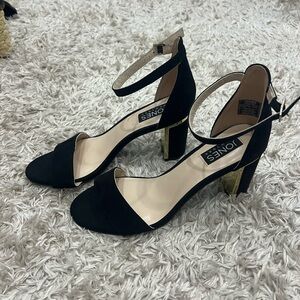 Jones New York Black and Gold Heels